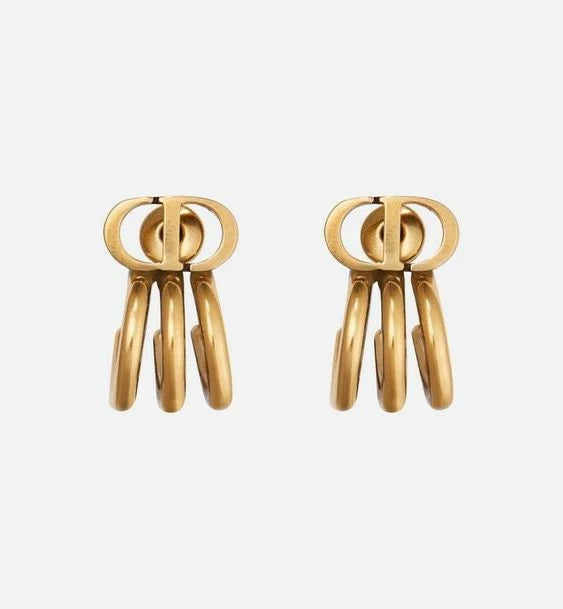 30 Montaigne Earrings Antique Gold